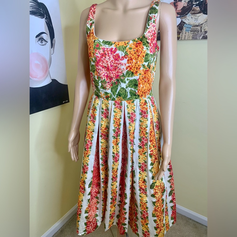 ISAAC MIZRAHI x TARGET Sleeveless Pleated Fit & Flare Dress in Floral, Size 4 - Picture 8 of 11